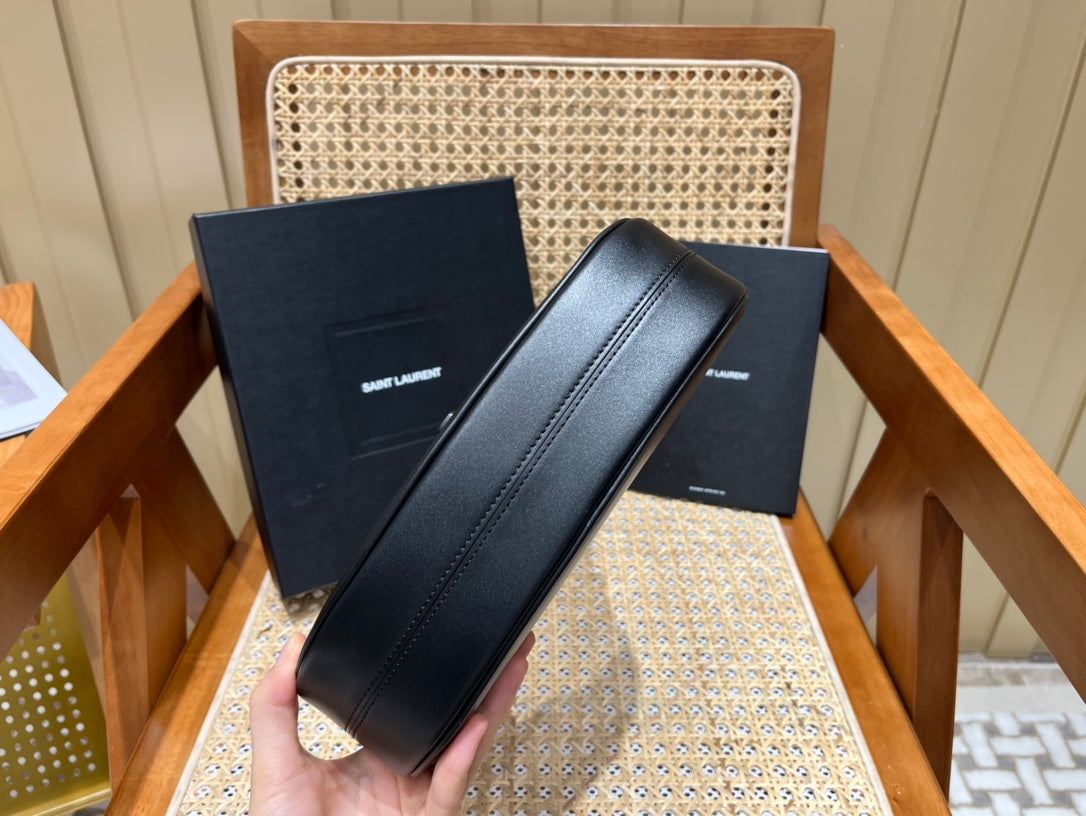 YSL 44